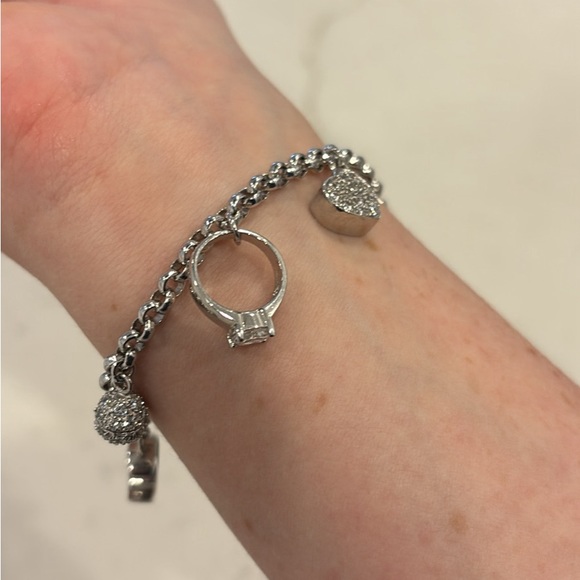 Charm bracelet - Picture 3 of 3